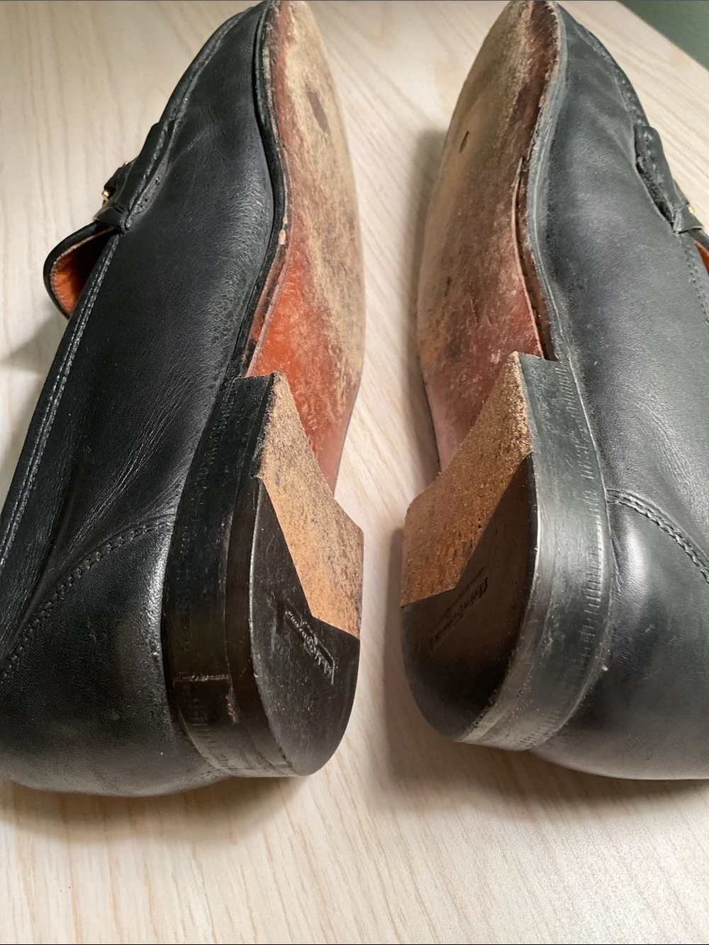 Salvatore Ferragamo Black Leather Loafers with Gold Gancini Hardware Size 9 1/2D